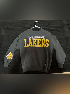 Los Angeles Lakers Black Graphic Crewneck Sweatshirt